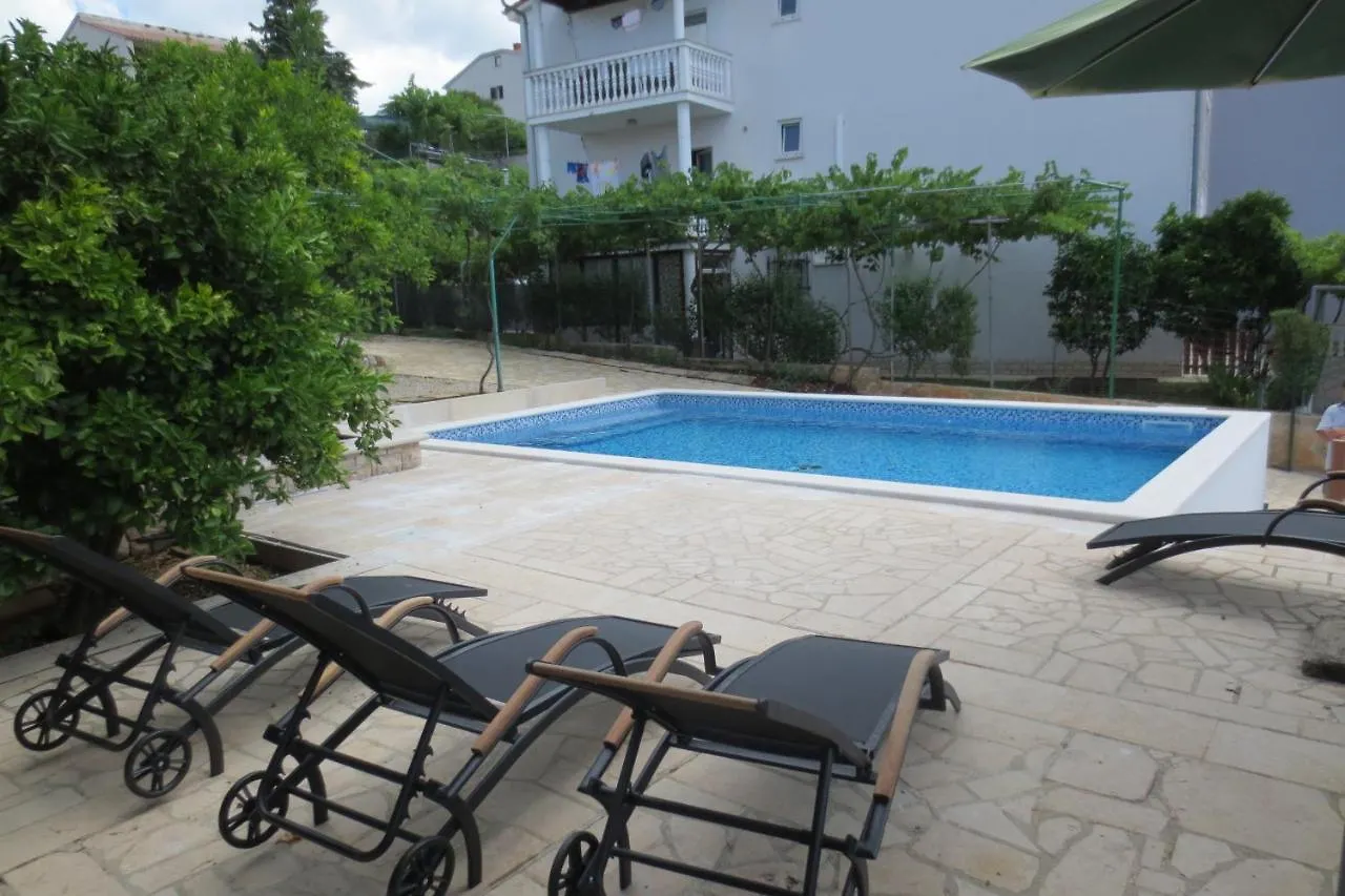 Apartman F1 Apartment Pula