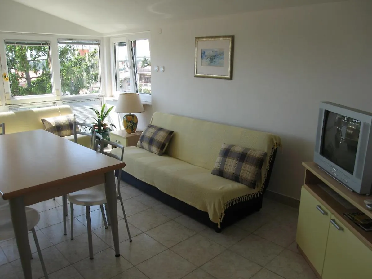 Apartman F1 Apartment Pula 0*,  Croatia